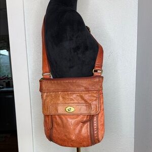 Fossil Burnt Orange Leather Crossbody Boho Y2K Boho Indie Shoulder Bag Vintage